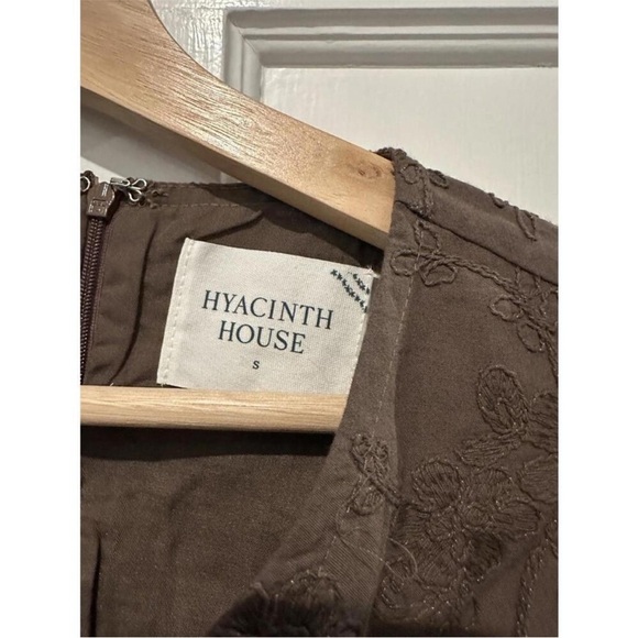 NWT Tuckernuck Hyacinth House Becca Bell-sleeved dress - Picture 4 of 6